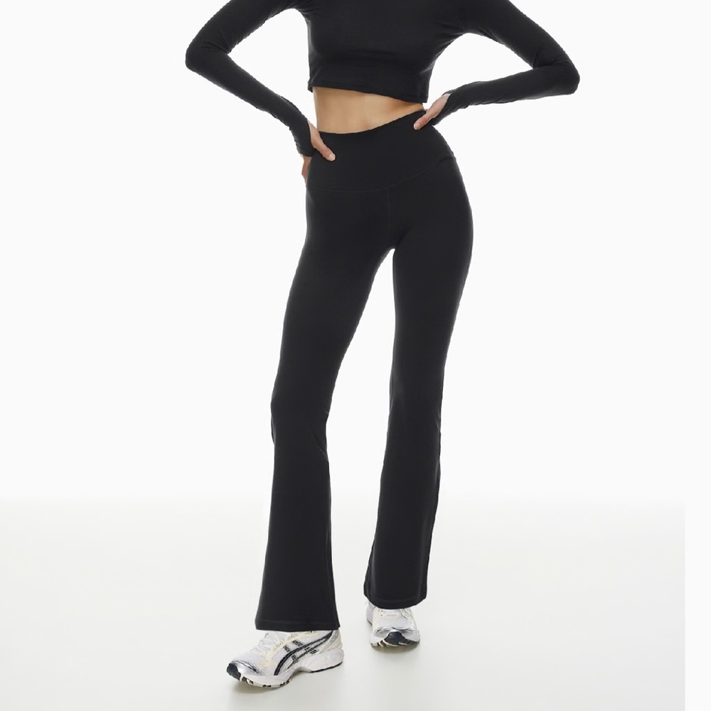 Tnabutter™ Cheeky Flare Hi-rise Legging